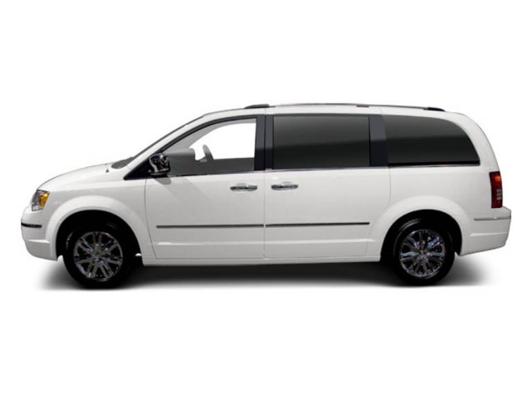 2010 Chrysler Town & Country LX