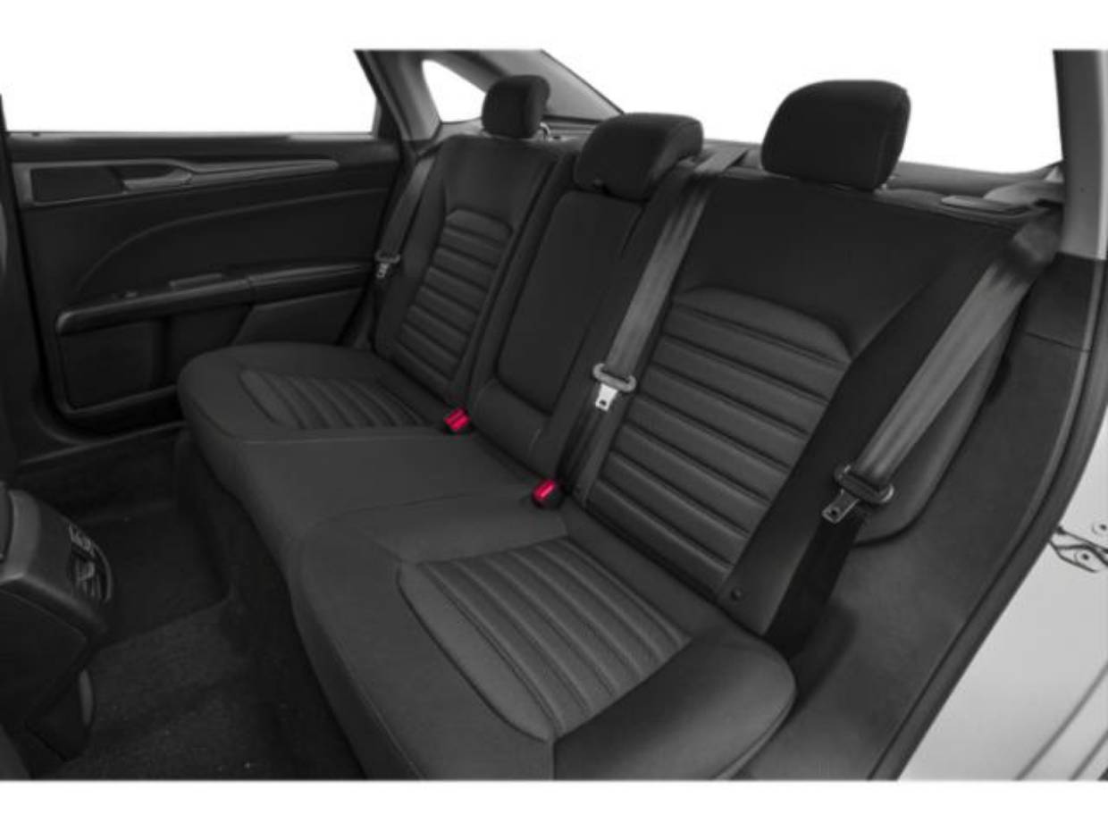 2019 Ford Fusion Hybrid SE - Photo 13